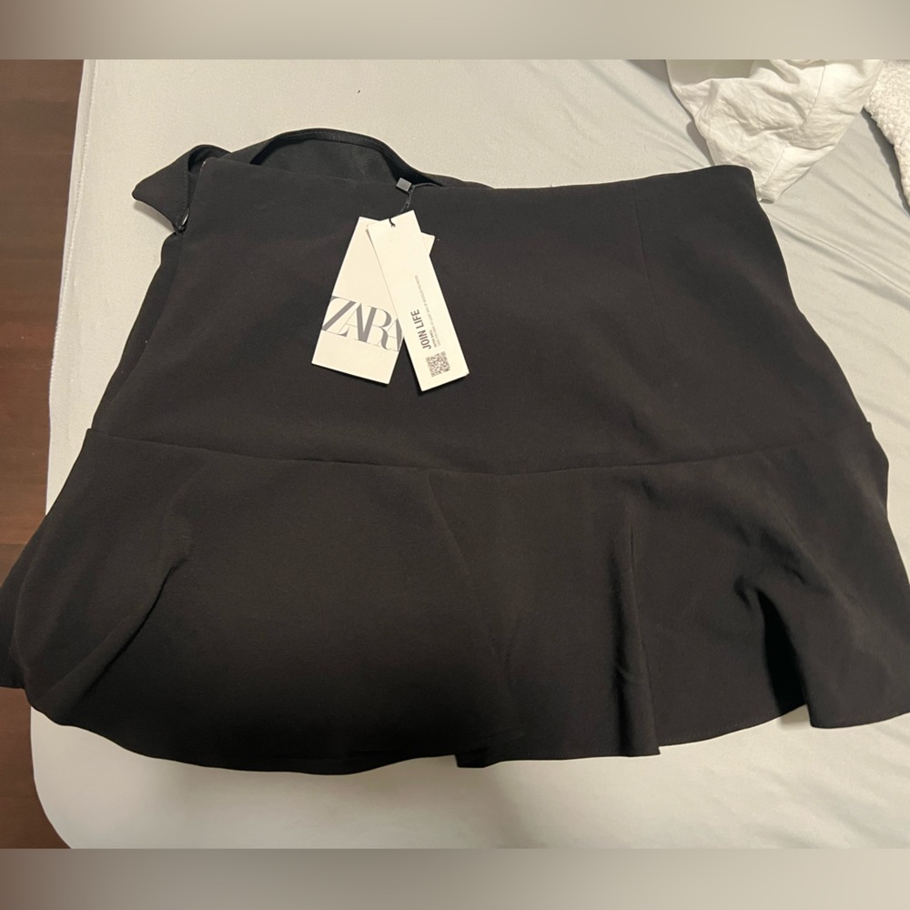 *BRAND NEW* ZARA BLACK SKIRT WITH TAG - Picture 5 of 6